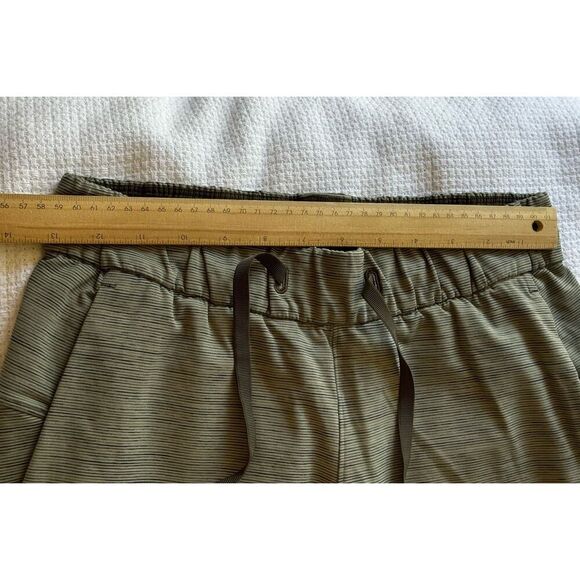 NWOT Lululemon On the Fly Dark Olive Full Length Women's Pants Size 4 - Picture 8 of 9